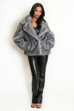 Load image into Gallery viewer, Grár pels fallegur pels jól mjúkur www.demetra.is
